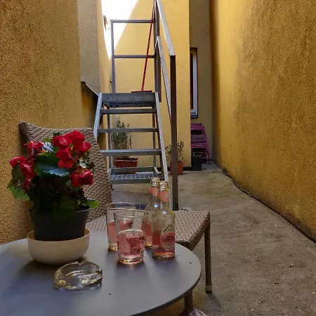 Appartement Charles Square Praag