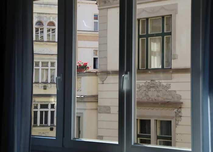 Charles Square Apartament Praga